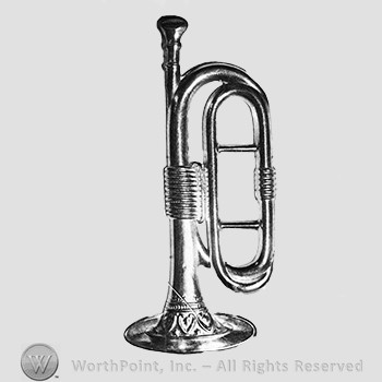 Insignia consisted of a trumpet.