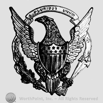 Insignia consisted of an eagle with shield; wreath and words E PLURIBUS UNUM written above.