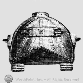 Insignia like a helmet.