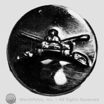 Insignia consisted of crossed sabres and a tank on a disc.