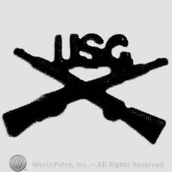Insignia consisted of crossed rifles and letters USG above the intersection.