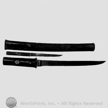 Late shinto hirazukuri tanto; sword.