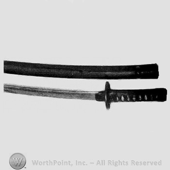 Signed Kanemichi wakizashi; sword.