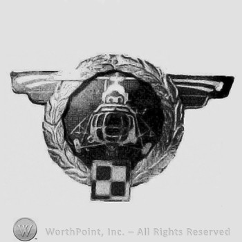 A helicopter inside a wreath.