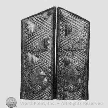 Shoulder boards.