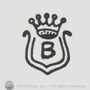 a crown above a shield with B