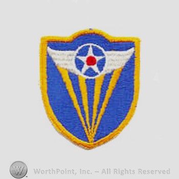 Army Air Forces Shoulder Sleeve Insignia : 4th Air Force.