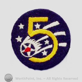 Army Air Forces Shoulder Sleeve Insignia : 5th Air Force.