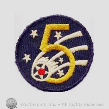 Army Air Forces Shoulder Sleeve Insignia : 5th Air Force.