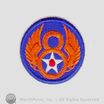 Army Air Forces Shoulder Sleeve Insignia : 8th Air Force.