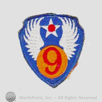 Army Air Forces Shoulder Sleeve Insignia : 9th Air Force.