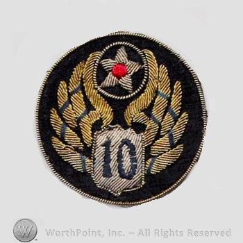 Army Air Forces Shoulder Sleeve Insignia : 10th Air Force.