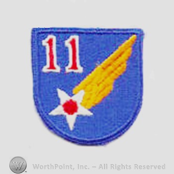 Army Air Forces Shoulder Sleeve Insignia : 11th Air Force.