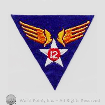 Army Air Forces Shoulder Sleeve Insignia : 12th Air Force.
