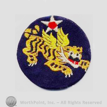 Army Air Forces Shoulder Sleeve Insignia : 14th Air Force.