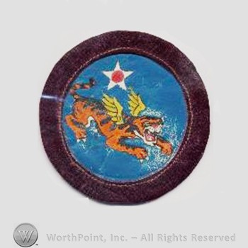 Army Air Forces Shoulder Sleeve Insignia : 14th Air Force.