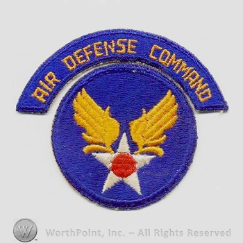 Army Air Forces Shoulder Sleeve Insignia : Air Defense Command.