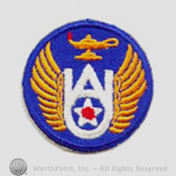 Army Air Forces Shoulder Sleeve Insignia : Air University.