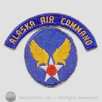 Army Air Forces Shoulder Sleeve Insignia : Alaskan Air Command.