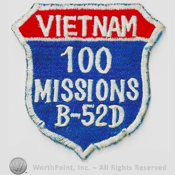 Weapon System Patch, Aircraft Patch : B-52D 100 Missions Vietnam.