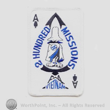 Weapon System Patch, Aircraft Patch : F-4 Phantom II 200 Missions Vietnam.