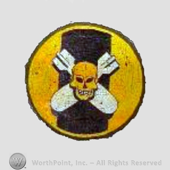 WWII US Army Air Force Numbered Units patch : 527th Bomb Squadron, 379th Bomb Group.