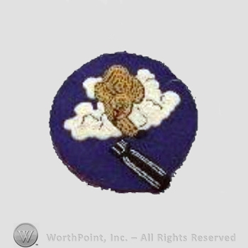 WWII US Army Air Force Numbered Units patch : 569th Bomb Squadron, 390th Bomb Group, 8th Air Force.