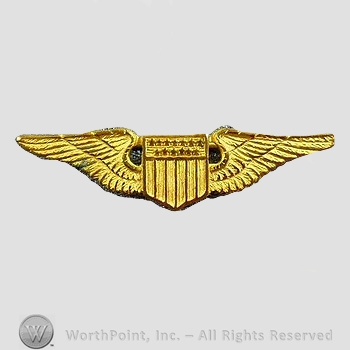 WWI Metal Insignia : Gilt Army Aviator Overseas Cap Wing.