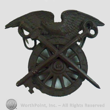 WWI Metal Insignia : Quartermaster Corps Officer Blanket Insignia.
