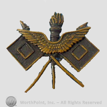 WWI Metal Insignia : Army Air Service Officer Collar Insignia.
