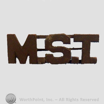 WWI Metal Insignia : M.S.T. Officer Collar Insignia.