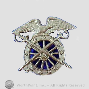 WWI Metal Insignia : Quartermaster Corps Officer Collar Insignia.