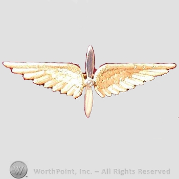 WWI Metal Insignia : 10K Army Air Service Insignia.