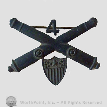 WWI Metal Insignia : 4th Artillery Adjutant General Officer Collar Insignia.