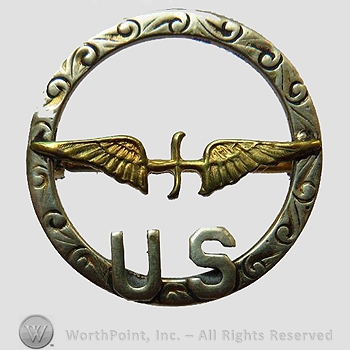 WWI Metal Insignia :  Enlisted Pilot Sweetheart Pin.