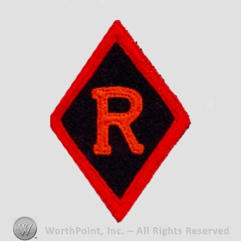WWI Army Patch : Railheads Regulating Stations; Is Sur Tille Station.