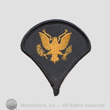 Vietnam Era Enlisted Patch : Specialist 3rd Class.