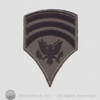 Vietnam Era Subdued Enlisted Ranks Patch : Specialist 7th Class.