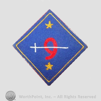 WWI Army Patch : 9th Division Patch.