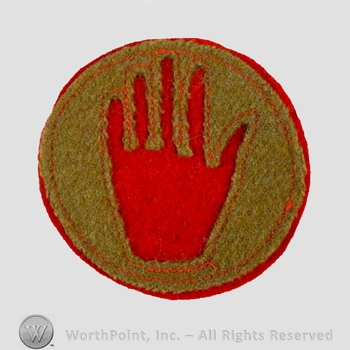 WWI Army Patch : 93rd Division Artillery Patch.