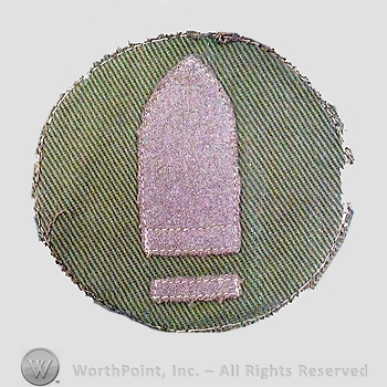 WWI Chevrons : Coast Artillery First Class Gunner Khaki Chevron.