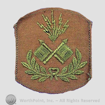 WWI Chevrons : Pre WWI Master Signal Electrician Khaki Chevron.