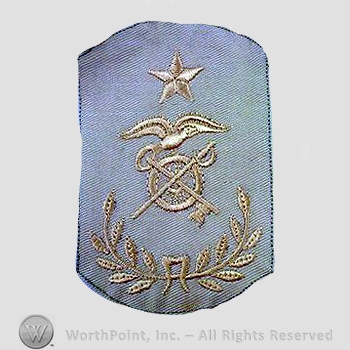 WWI Chevrons : Quartermaster Corps Senior Sergeant Khaki Chevron.