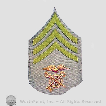 WWI Chevrons : Quartermaster Sergeant Khaki Chevrons.