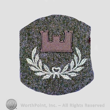 WWI Chevrons : Master Engineer Junior Grade Wool Chevron.