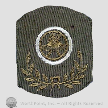 WWI Chevrons : MTC Quartermaster Sergeant Junior Grade Khaki Chevron.