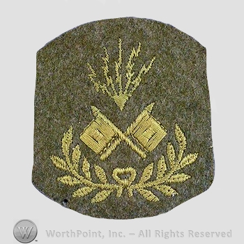 WWI Chevrons : Master Signal Electrician Wool Chevron.