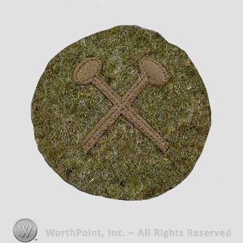 WWI Chevrons : WWI Mechanic First Class Wool Chevron.