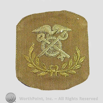 WWI Chevrons : WWI Quartermaster Corps Sergeant Khaki Chevron.