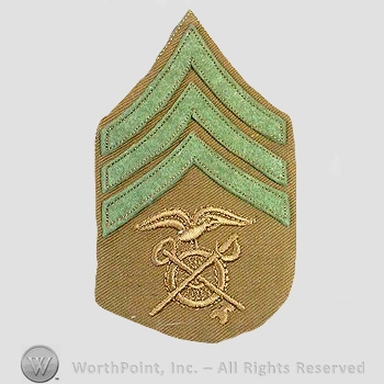 WWI Chevrons : Quartermaster Corps Sergeant Khaki Chevron.